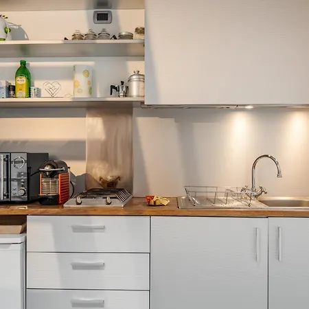 A Loft - Metro Centro- 5 Posti شقة ميلان