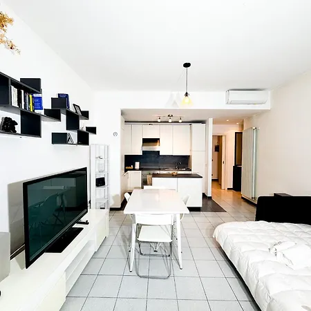 Sweet Staying At Large 3rooms In Navigli Milan