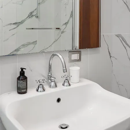 Апартаменты Piazza Duomo - Antico Dell'800