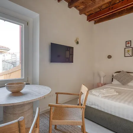 Centro, Di Stile Apartman *