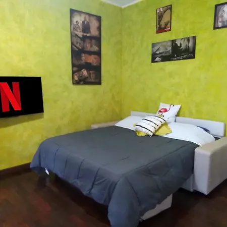 5Maggio - Ice Hockey Arena 1 Stop Апартаменты Милан