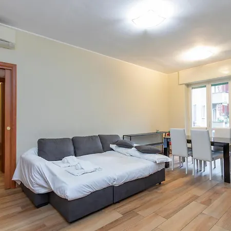 Apartament Prestigioso In Zona Tortona - Solari