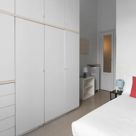 Piazza Lima 1 Милан