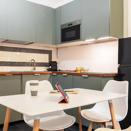 Flexyrent - Steps From Train Station Апартаменты Милан