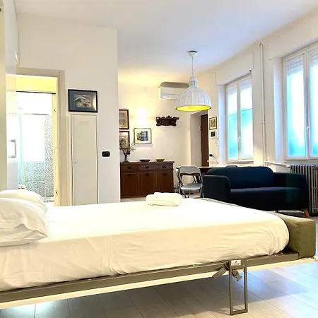 Beltrade - Vicino Stazione