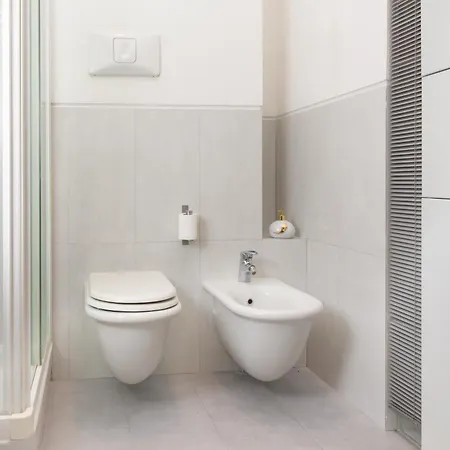 Artstay Duomo, Super Central, M2, M3 & M1 *