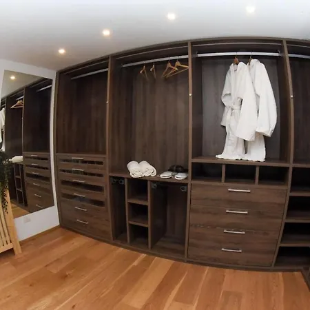 דירה Luxury Loft With Sauna & Jacuzzi