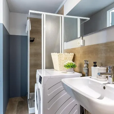 דירה Large Loft Porta Romana With Free Wi-fi מילאנו