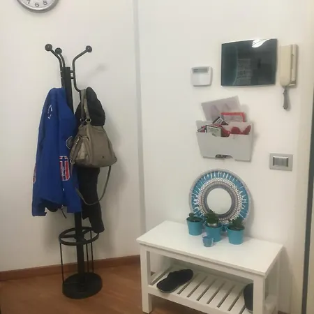 Well Equipped Close To Apartmán