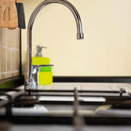 Exclusive With Terrace At 15 Min To Duomo شقة *