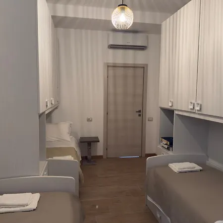 - 2br 2ba - 5 Min Walk To Metro & Train 밀라노