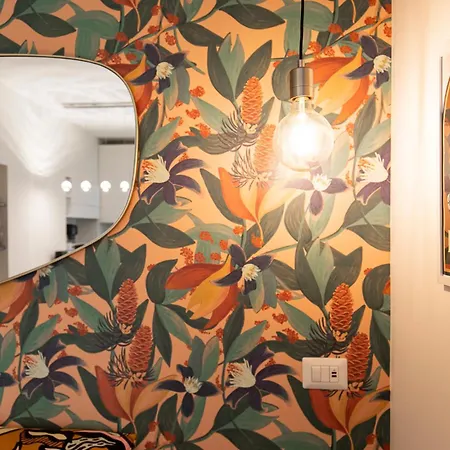 La Vecchia Milano-les Nubles Vannucci - Il Ballatoio E Il Cortile * ミラノ