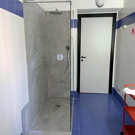 Charming Park - Center - For 5 Guests - Brand New Bathroom Milán