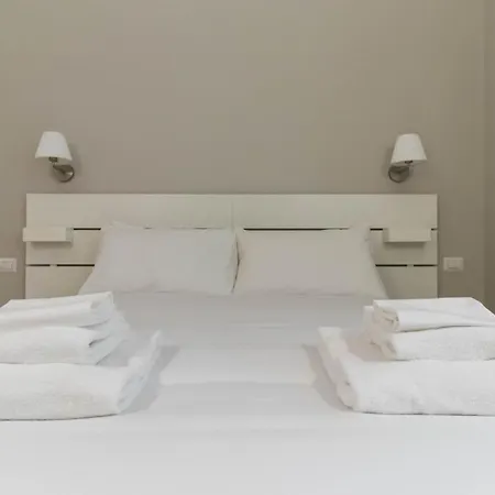 Italianway Easy - Porta Nuova 6 Lägenhet