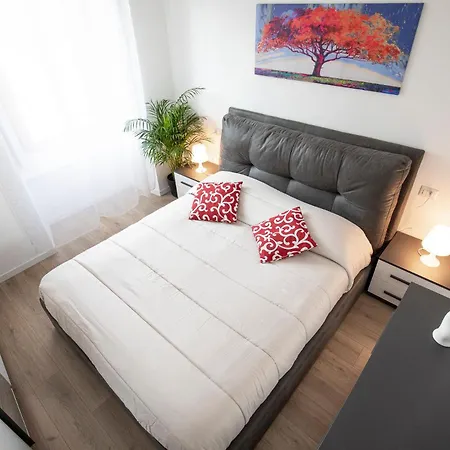 Only 10 Min To Duomo, Free Parking Easy Living *