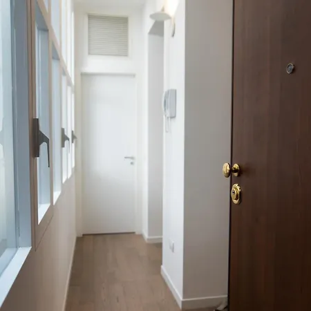 Artstay - Duomo, Spiga, Near Metro M1