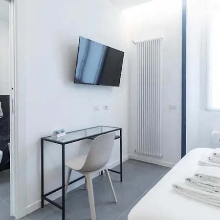 Italianway Comfort - Taramelli 60 * Milánó