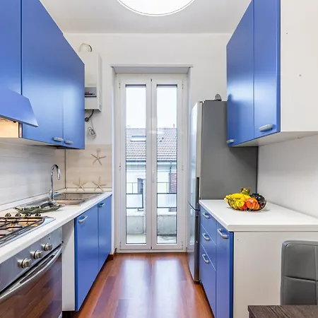 Porta Romana Luminoso Trilocale Con Balcone * ミラノ