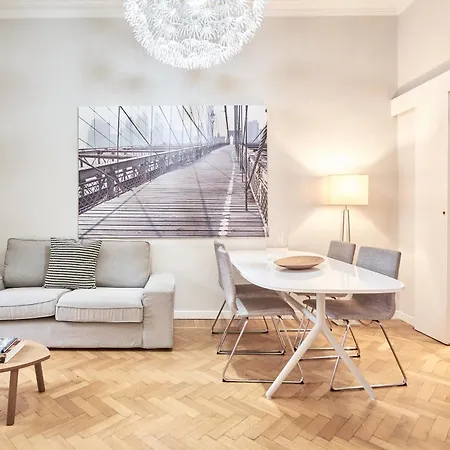 Easylife - - Battisti 13 - Duomo * 米兰