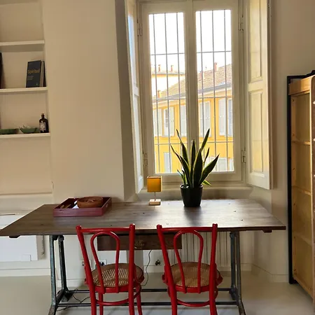 Chic Apartment Milan
