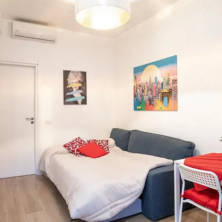 Only 10 Min To Duomo, Free Private Parking Easy Living Milano