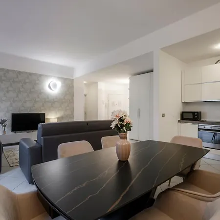 Royal - Duomo Santo Stefano Apartman