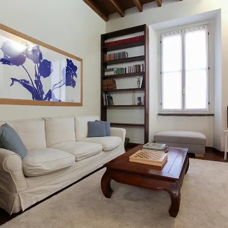 Hacca Collection - Corso Magenta, Unique And Charming 2br