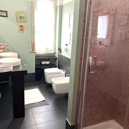 5Maggio - Ice Hockey Arena 1 Stop Апартаменты Милан