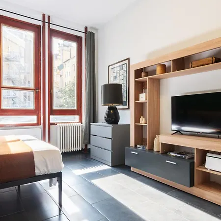 Flexyrent - Steps From Train Station * Milan