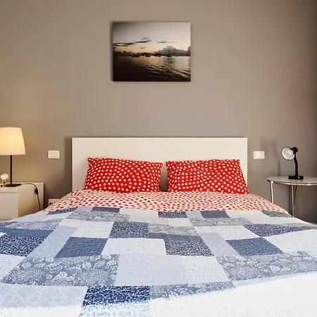 Modern Bright And Lägenhet