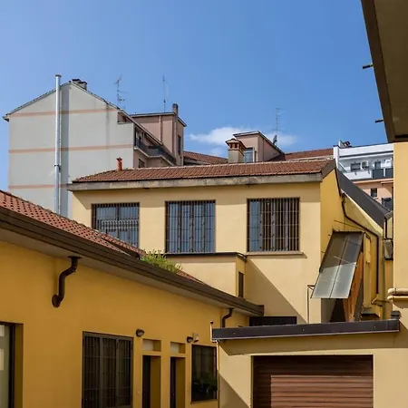 Large Loft Porta Romana With Free Wi-fi