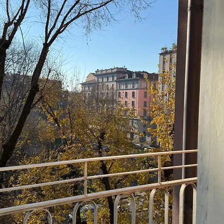 Stylish Flat Porta Romana E Bocconi Daire Milano