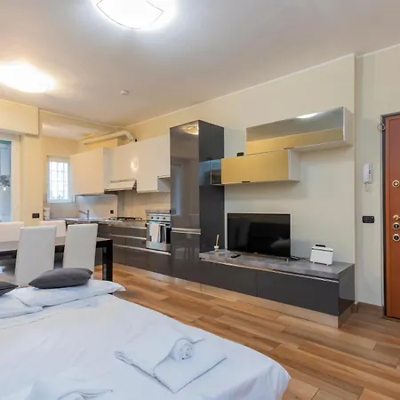 Prestigioso In Zona Tortona - Solari Appartement Milaan