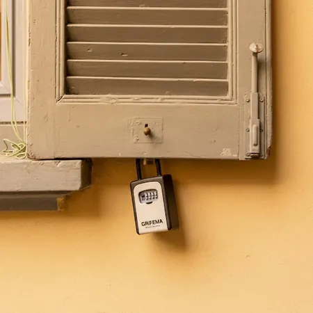 12 Minutes From Duomo - Modern Loft 米兰