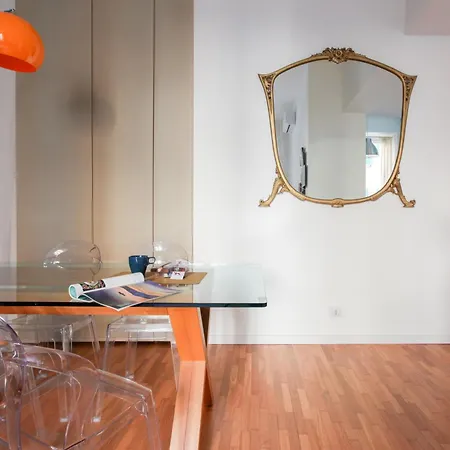 Hacca Collection - Chic 2br In Cool Porta Venezia District Lejlighed *