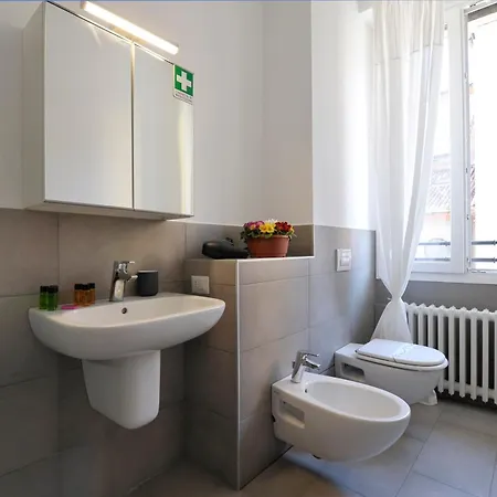 Appartement Santa Maria Square View - Family Milaan