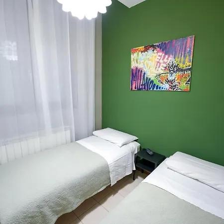 Apartamento Trilocale Col Giardino Milán