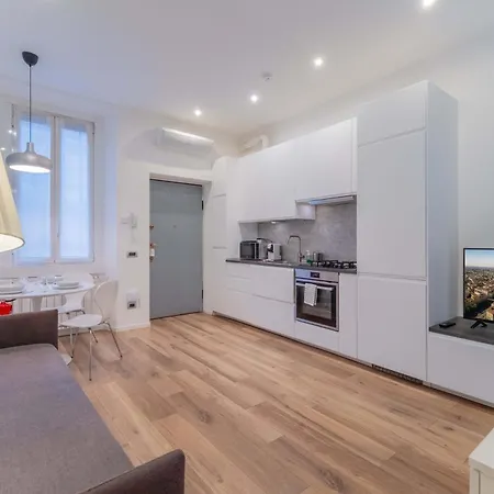 Moda Porta Romana M3 Lodi Tibb Self-check-in Apartamento