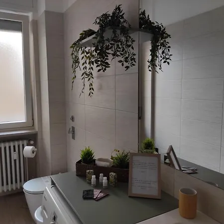 La Casa Di Chira Con Casa Silvestro Apartman Milánó