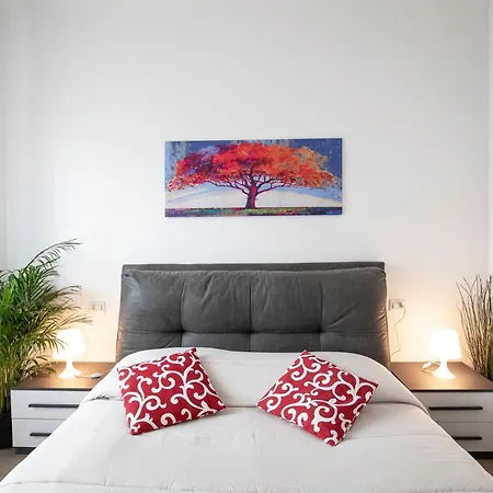 Only 10 Min To Duomo, Free Private Parking Easy Living *