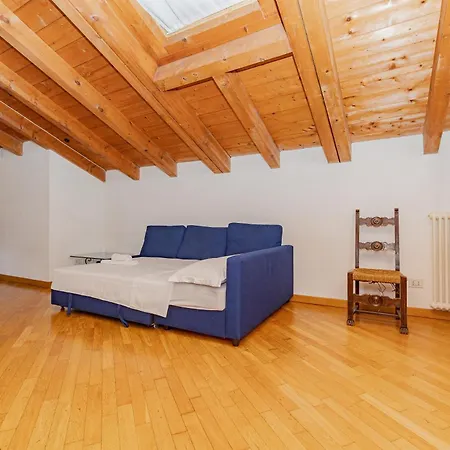 Mansarda In Piazza Duomo Mediolan