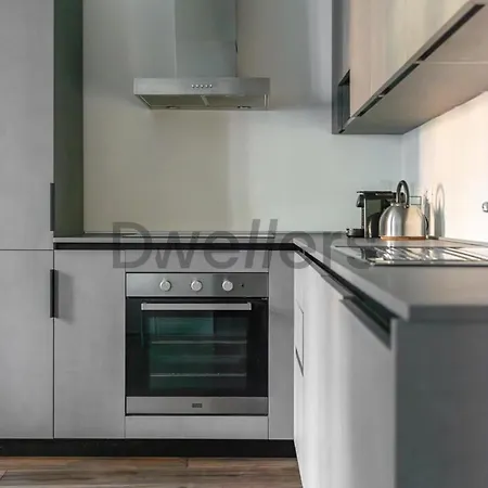 Apartment Sant Ambroeus Milan