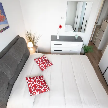 Appartamento Only 10 Min To Duomo With Free Private Parking - Easy Living