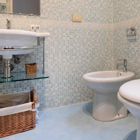 Italianway Easy - Volta 20 Apartment *