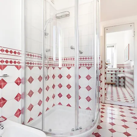 Easylife - - Spallanzani 15 - Porta Venezia *