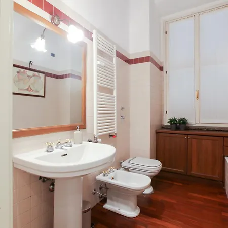 Hacca Collection - Corso Magenta, Unique And Charming 2br Milan