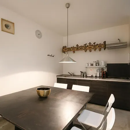 아파트 Dhomes - Loft In Duomo *