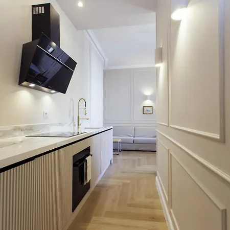 Marcora 6v Luxury Living In Brera - 15min Walk To Duomo Appartamento *