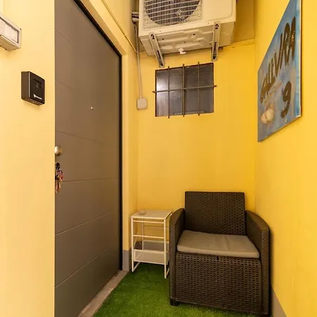 Large Loft Porta Romana With Free Wi-fi *