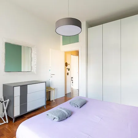 La Bella Milano-les Nubles Sabotino * Milán